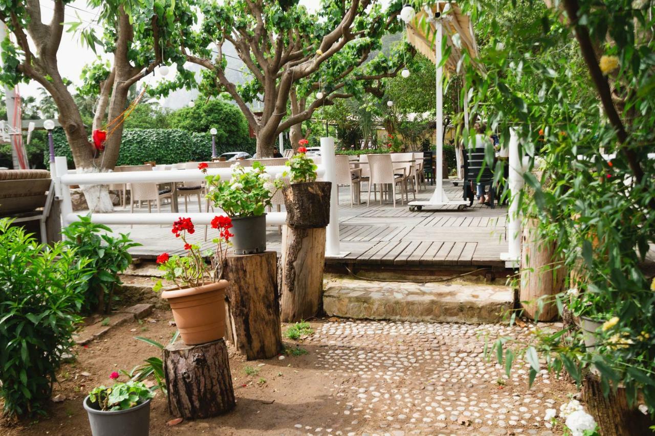 Village Garden Pansiyon Antalya Luaran gambar